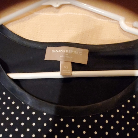 Banana Republic Luxe Shirt Short Sleeve Navy - Picture 2 of 4